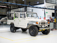 The FJ Company Toyota Land Cruiser 1981 FJ45-286141 Beige